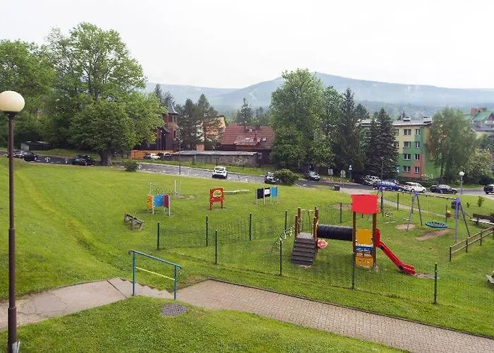 Trevilles - Granatowy Apartment